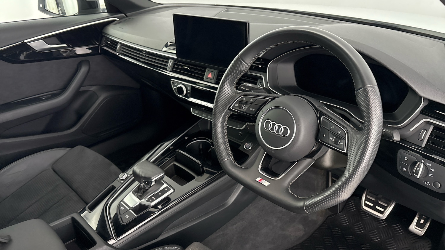 Used Audi A4 2022 for sale - 77602667: Photo 6