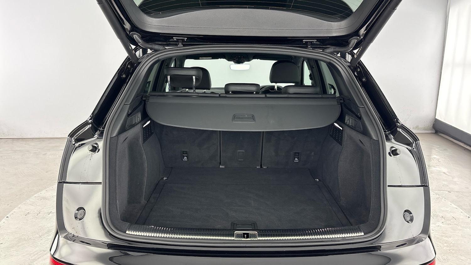 Used Audi Q5 2023 for sale - 78135115: Photo 40