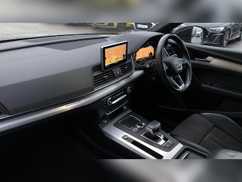 Used Audi Q5 2018 for sale - 76576746: Photo