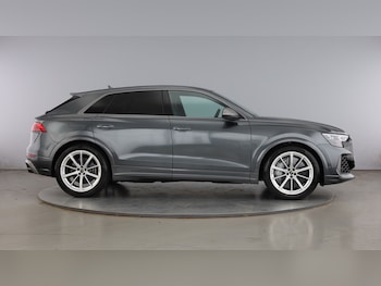 Used Audi RS Q8 2026 for sale - 79545820: Photo