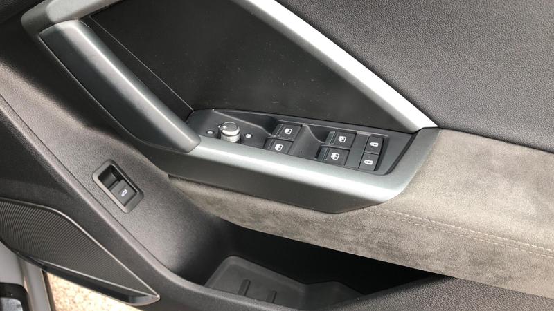 Used Audi RS Q3 2020 for sale - 75972910: Photo 25