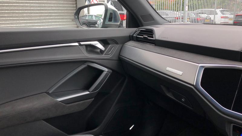 Used Audi RS Q3 2020 for sale - 75972910: Photo 39
