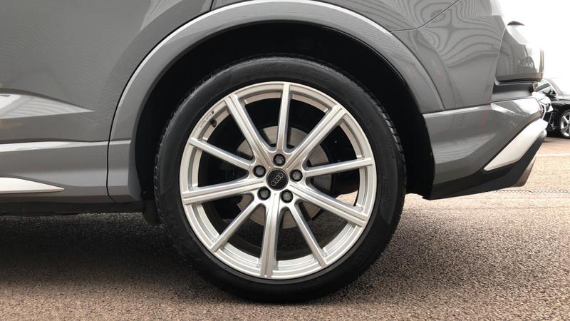 Used Audi RS Q3 2020 for sale - 75972910: Photo 5