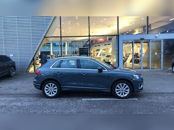 Used Audi Q3 2019 for sale - 77235900: Photo
