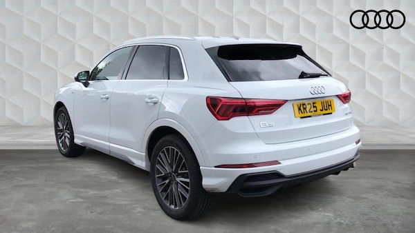 Used Audi Q3 2025 for sale - 75598642: Photo 3