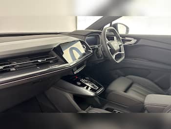 Used Audi Q4 e-tron 2025 for sale - 79451466: Photo