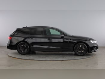 Used Audi A4 2023 for sale - 78415177: Photo