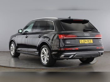 Used Audi Q7 2024 for sale - 79240629: Photo