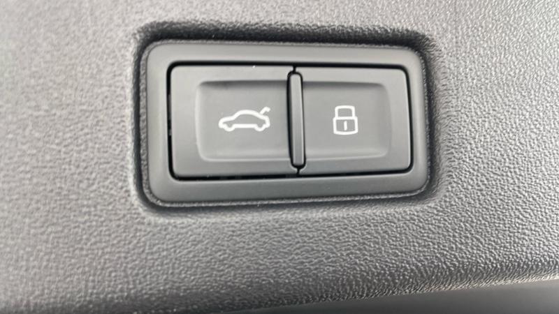 Used Audi Q4 e-tron 2024 for sale - 75054541: Photo 30