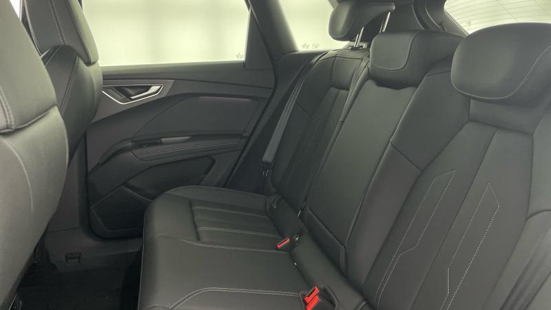 Used Audi Q4 e-tron 2024 for sale - 75054541: Photo 32