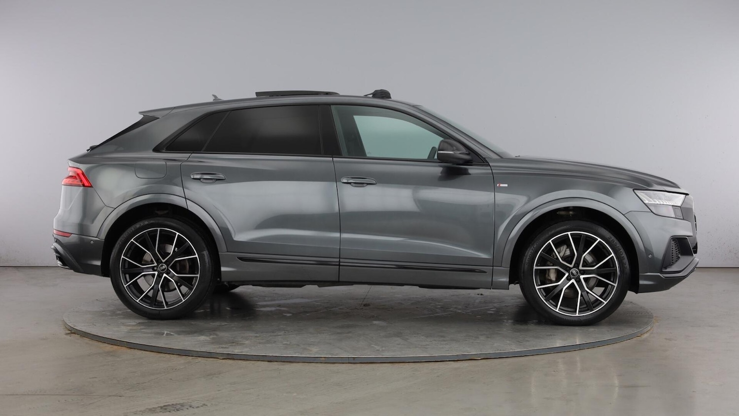 Used Audi Q8 2022 for sale - 77505359: Photo 4