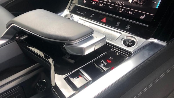 Used Audi Q8 2024 for sale - 75632700: Photo 11