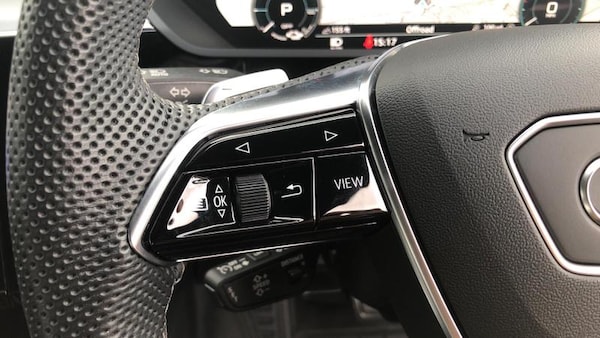Used Audi Q8 2024 for sale - 75632700: Photo 25
