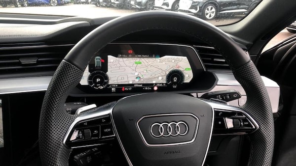 Used Audi Q8 2024 for sale - 75632700: Photo 27