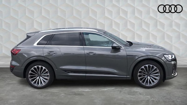 Used Audi Q8 2024 for sale - 75632700: Photo 4
