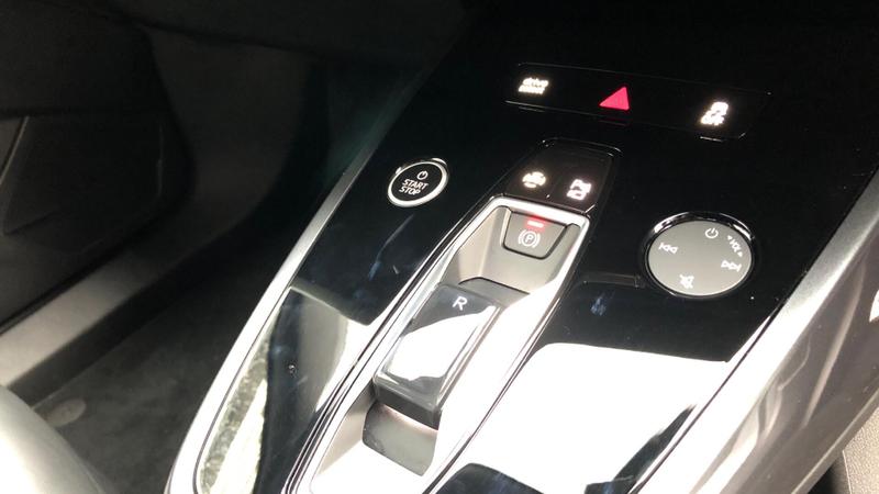 Used Audi Q4 e-tron 2024 for sale - 76664792: Photo 11