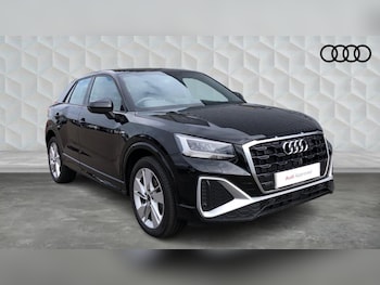Audi - Q2