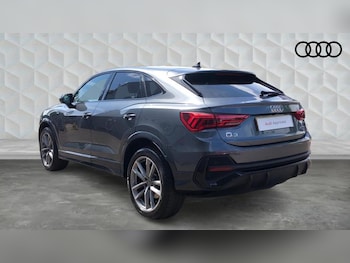 Used Audi Q3 2023 for sale - 75084432: Photo
