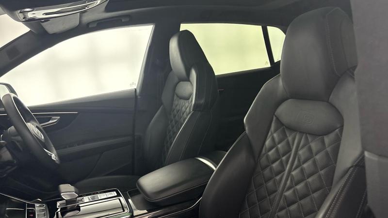 Used Audi Q8 2022 for sale - 77235907: Photo 38