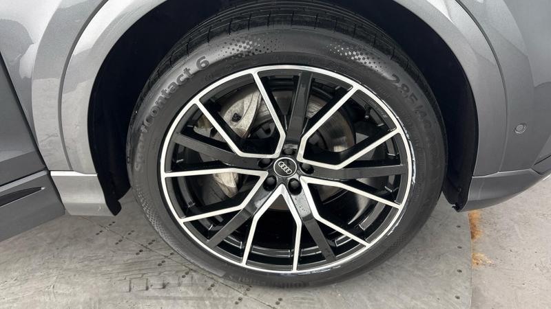 Used Audi Q8 2022 for sale - 77235907: Photo 5