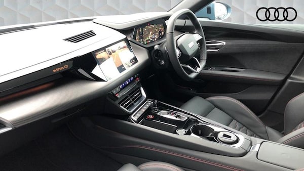 Used Audi e-tron 2024 for sale - 73327220: Photo 2
