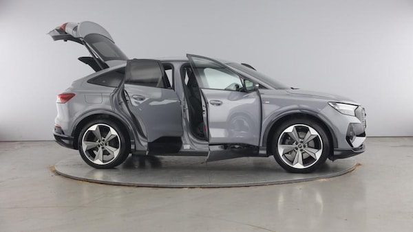 Used Audi Q4 e-tron 2023 for sale - 75325459: Photo 10