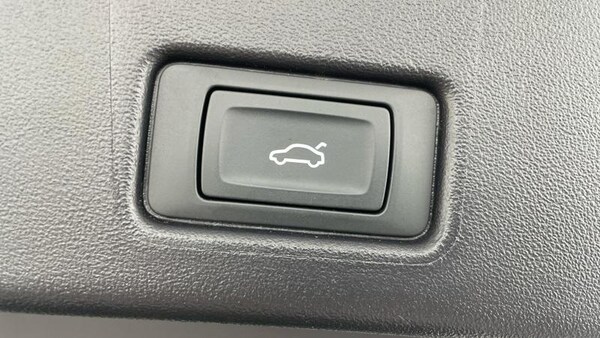 Used Audi Q4 e-tron 2023 for sale - 75325459: Photo 30