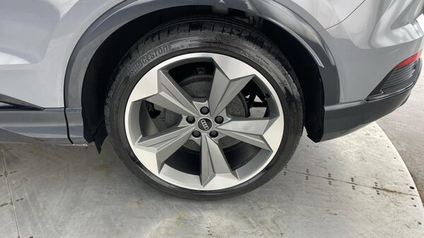 Used Audi Q4 e-tron 2023 for sale - 75325459: Photo 31