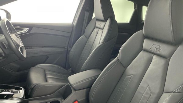Used Audi Q4 e-tron 2023 for sale - 75325459: Photo 33
