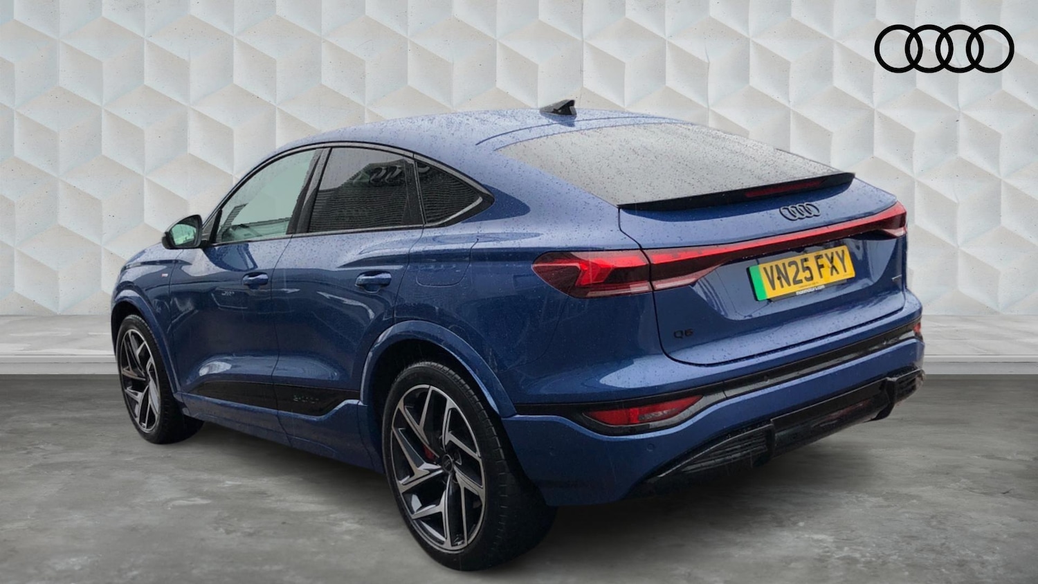 Used Audi Q6 e-tron 2025 for sale - 77505204: Photo 3