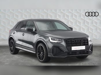 Audi - Q2