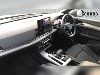 Used Audi Q5 2021 for sale - 76296702: Photo