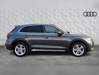 Used Audi Q5 2021 for sale - 76296702: Photo