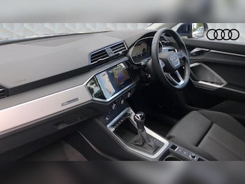 Used Audi Q3 2023 for sale - 75529621: Photo