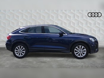 Used Audi Q3 2023 for sale - 75529621: Photo