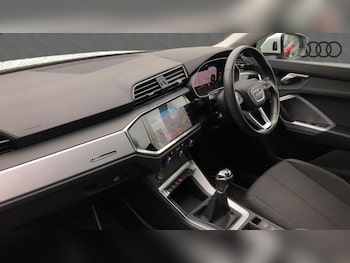 Used Audi Q3 2021 for sale - 76782276: Photo