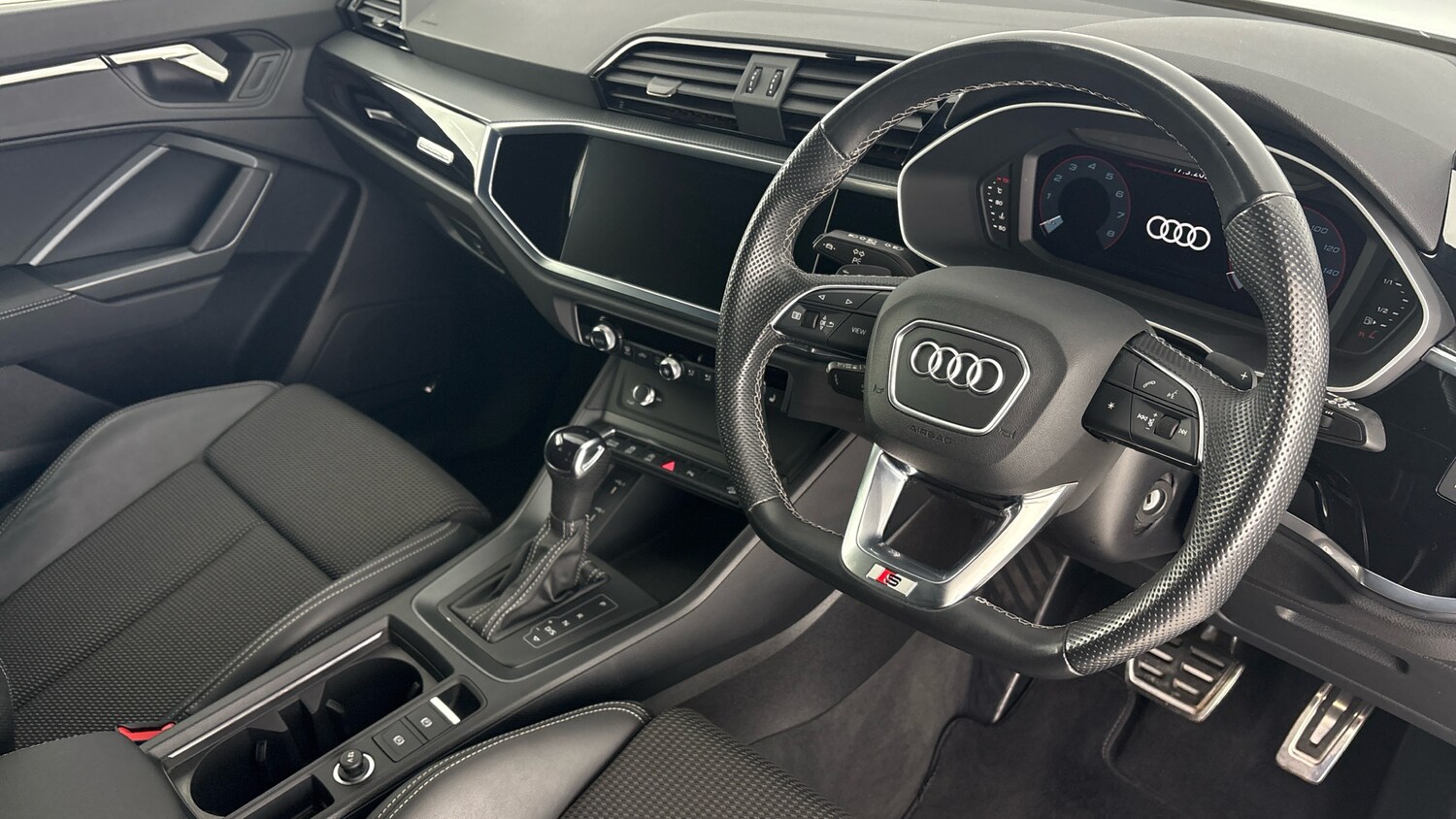 Used Audi Q3 2023 for sale - 78091242: Photo 6