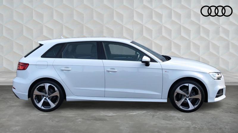 Used Audi A3 2017 for sale - 76519702: Photo 4