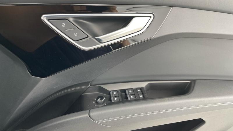Used Audi Q4 e-tron 2024 for sale - 75582008: Photo 20
