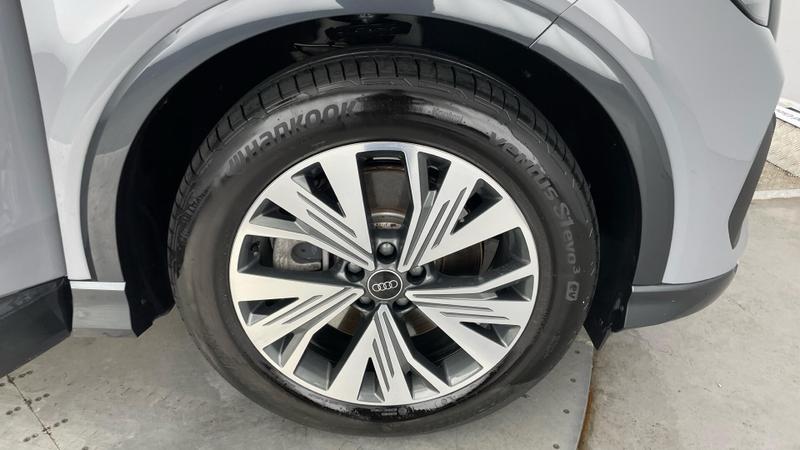 Used Audi Q4 e-tron 2024 for sale - 75582008: Photo 5