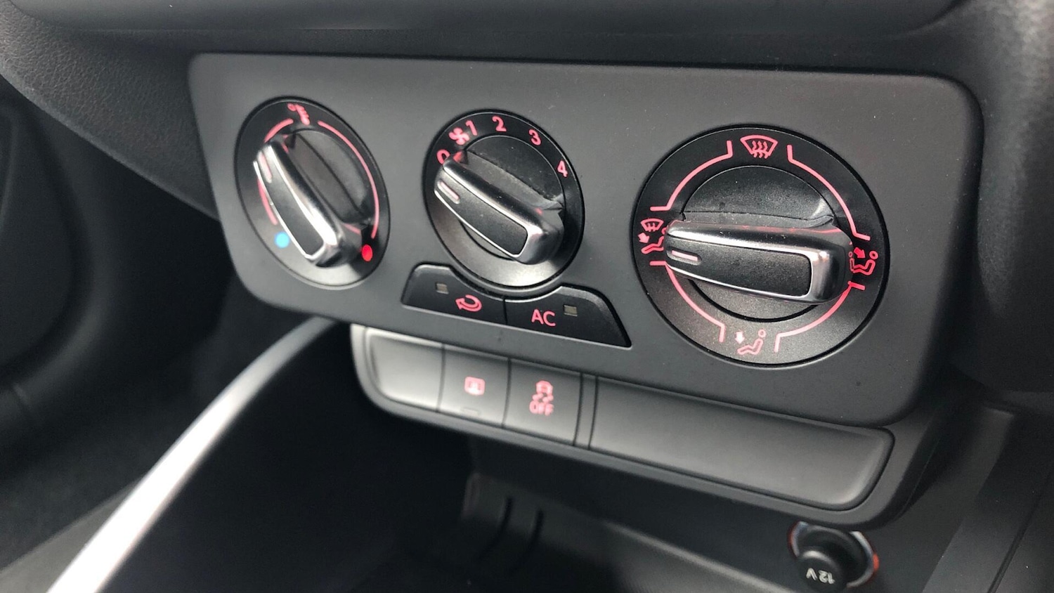 Used Audi A1 2013 for sale - 77968889: Photo 27