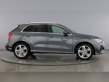 Used Audi Q3 2019 for sale - 77781967: Photo