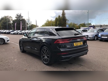 Used Audi Q8 2021 for sale - 76218846: Photo
