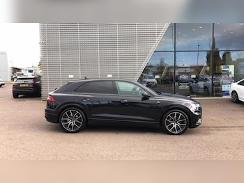 Used Audi Q8 2021 for sale - 76218846: Photo