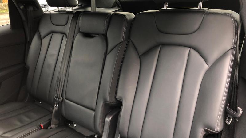 Used Audi Q7 2023 for sale - 76234713: Photo 17