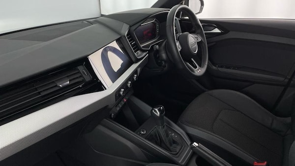 Used Audi A1 2023 for sale - 76244765: Photo 2