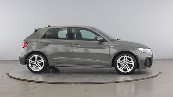 Used Audi A1 2023 for sale - 76244765: Photo 4