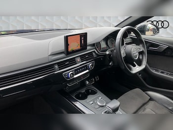 Used Audi A4 Avant 2019 for sale - 78502792: Photo