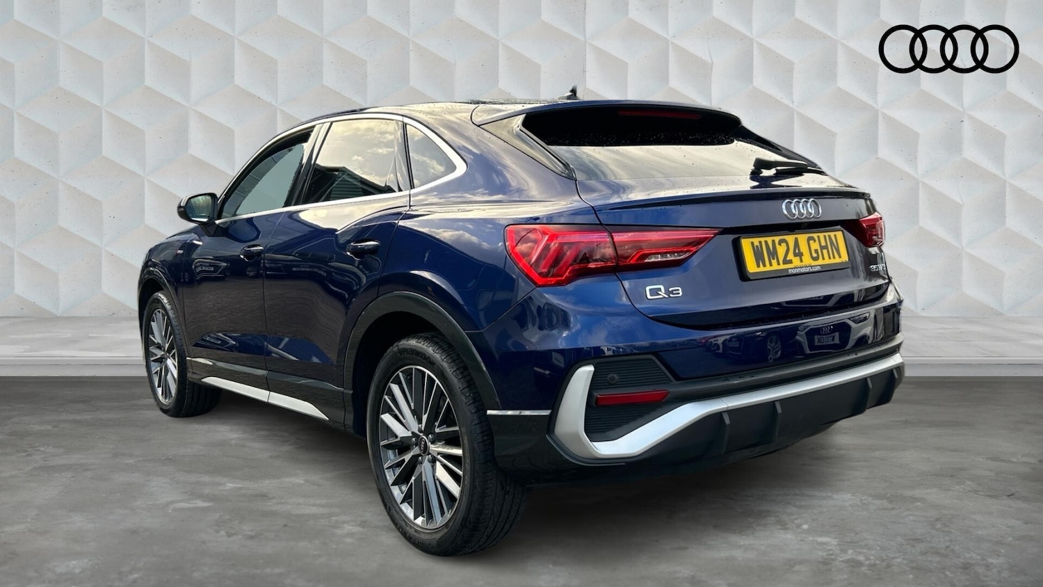 Used Audi Q3 2024 for sale - 78135111: Photo 3