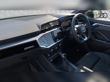 Used Audi Q3 2025 for sale - 77735978: Photo